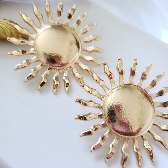 Zara  Sun  Earrings 🌞🌅☀️ - Picture 3 of 12